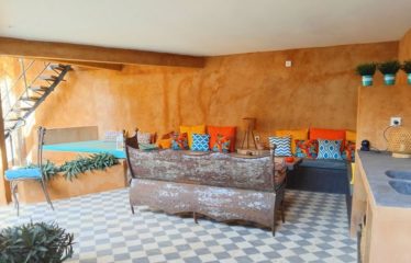 NGAPAROU: Unique riad near the sea with swimming pool