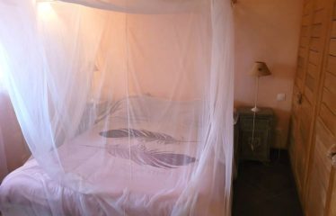 SALY : Villa meublée avec bail en résidence à vendre