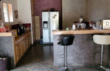 SALY : Villa meublée avec bail en résidence à vendre