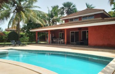 SALY : Villa meublée avec bail en résidence à vendre