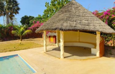SALY : Villa semi meublée avec piscine en bail à vendre