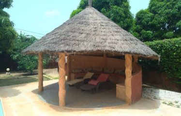 SALY : Villa meublée avec piscine en résidence à vendre