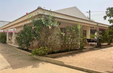 WARANG : Villa 3 chambres proche de la mer à vendre