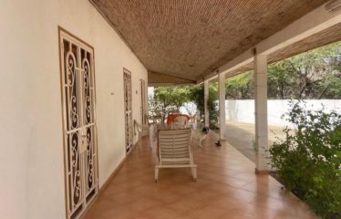 WARANG : Villa 3 chambres proche de la mer à vendre