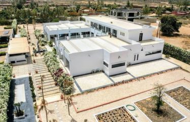 SINTHIANE : Villa de haut standing 7 chambres dans propriété luxuriante à vendre