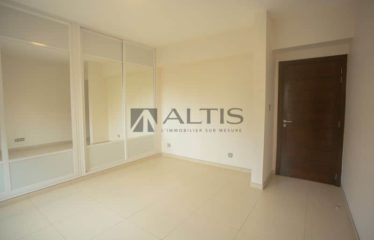 DAKAR MERMOZ : Appartement f4 a louer