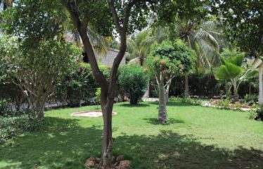 SALY : Jolie villa en TF dans une résidence pieds dans l’eau à vendre
