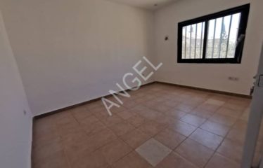 DAKAR YOFF : Villa R+1 à louer à Biagui