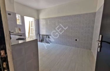 DAKAR YOFF : Villa R+1 à louer à Biagui