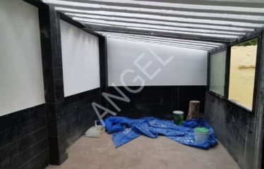 DAKAR YOFF : Villa R+1 à louer à Biagui