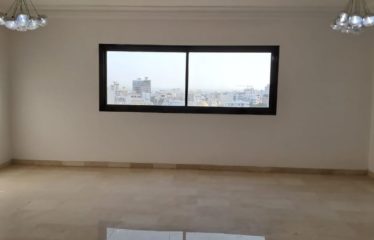 DAKAR PLATEAU : Appartement F5 à louer au Haut-Plateau