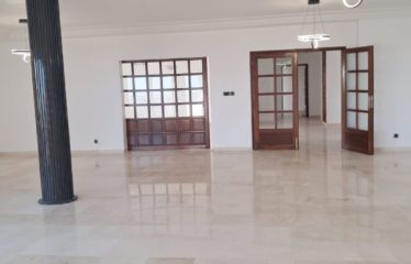 DAKAR PLATEAU : Appartement F5 à louer au Haut-Plateau
