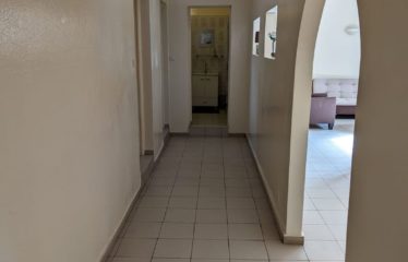 DAKAR HANN : Joli appartement meublé aux maristes à louer