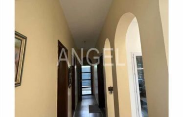 DAKAR SCAT URBAM : Très belle Villa R+1 à vendre sur un terrain de 200m2