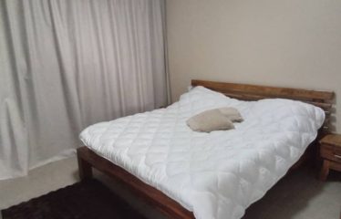 SALY : Villa contemporaine 6 chambres avec piscine en location saisonnière