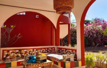 WARANG : Propriété composée de 2 petites villas à vendre