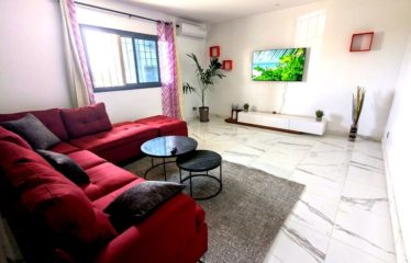 DAKAR MAMELLES : Chic et cosy appartement meublé 2 chambres à louer