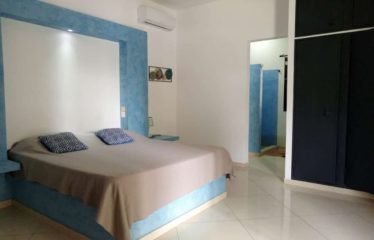 NGUERIGNE : Villa 4 chambres et 2 studios avec piscine à vendre