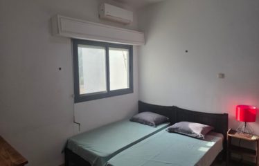 DAKAR ALMADIES : Bel appartement meublé 3 chambres salon à louer