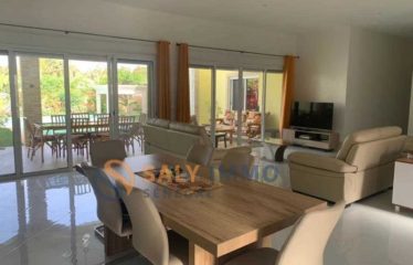 NGUERIGNE : Villa à louer 4 chambres en résidence