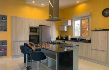 NGUERIGNE : Villa à louer 4 chambres en résidence