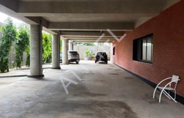 DAKAR ALAMDIES : Bel appartement meublé spacieux et lumineux à louer