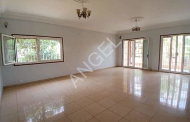 DAKAR ALMADIES : Villa à louer 5 chambres