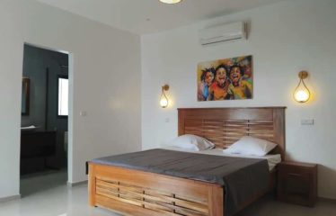 NGAPAROU : Villa neuve R+1 à vendre meublée