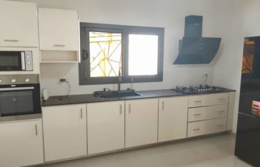 NGAPAROU : Villa neuve R+1 à vendre meublée