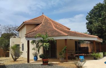 NGAPAROU : Villa à vendre en 3ème ligne de mer
