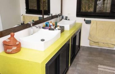 NGUERIGNE : Villa contemporaine plain pied 4 chambres avec piscine à vendre