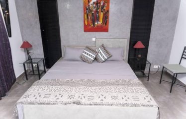 NGUERIGNE : Villa contemporaine plain pied 4 chambres avec piscine à vendre