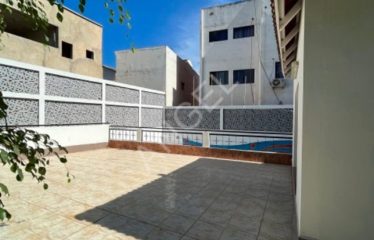 DAKAR POINT-E : Grande Villa à louer