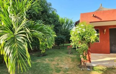 NGUÉRIGNE : Villa contemporaine plain pied 3 chambres avec piscine à vendre