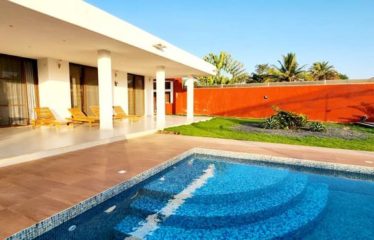 NGUÉRIGNE : Villa standing 4 chambres avec piscine à louer