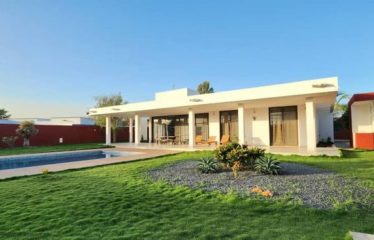 NGUÉRIGNE : Villa standing 4 chambres avec piscine à louer