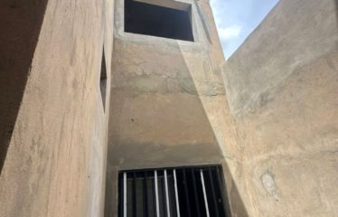 SANGALKAM : Maison a vendre en finition – Titre foncier