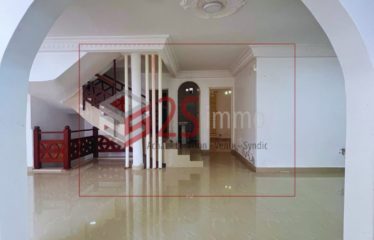 DAKAR ALMADIES : Villa à vendre – Ngor almadies 16 -17