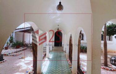 DAKAR ALMADIES : Villa à vendre – Ngor almadies 16 -17
