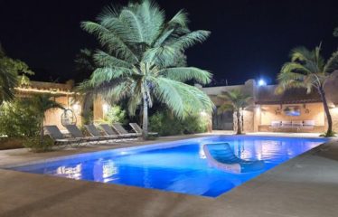 NGAPAROU : Villa de charme à vendre proche Piste des Milliardaires