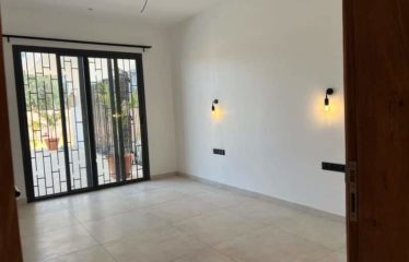 NGAPAROU : Villa neuve à louer proche Piste des Milliardaires