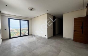 DAKAR MAMELLES : Beau, spacieux et lumineux appartement F4 à louer