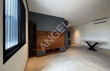DAKAR MAMELLES : Beau, spacieux et lumineux appartement F4 à louer