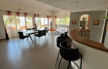 SALY : Appartement à louer pied dans l’eau – Terrasse panoramique