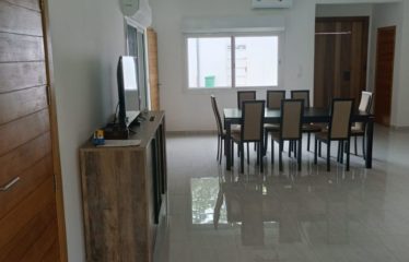 SOMONE : Villa contemporaine plain pied 4 chambres avec piscine à louer