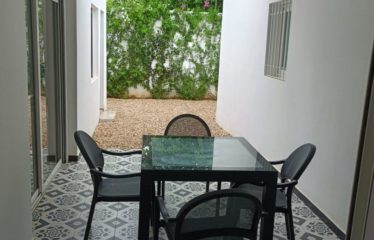 SOMONE : Villa contemporaine plain pied 4 chambres avec piscine à louer