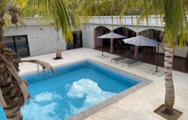 NGUÉRIGNE: Luxurious 1,704 m² villa for sale