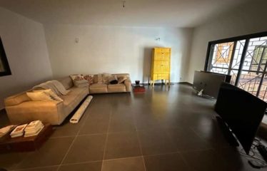 NGUÉRIGNE : Luxueuse Villa de 1 704 m² à vendre