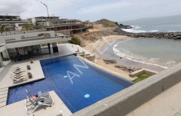 DAKAR MERMOZ : Duplex meublé avec goût à louer – Résidence Water-Front