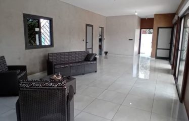SALY : Belle villa moderne proche LYCEE J. PREVERT à à vendre